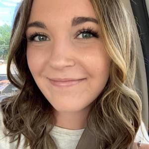 Meet your Posher, Ebbi